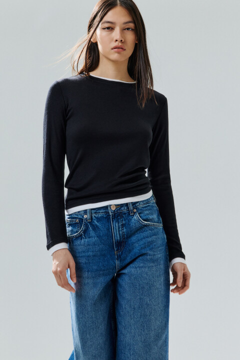 Лонгслив с имитацией второго слоя