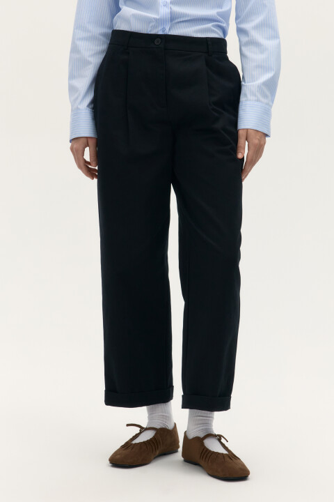 

Брюки barrel fit со стрелками, Черный, Брюки barrel fit со стрелками