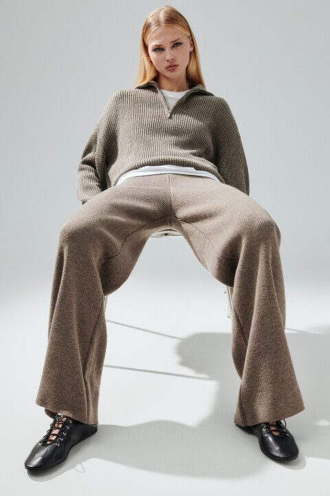 

Брюки вязаные в рубчик, Бежевый, Брюки вязаные в рубчик