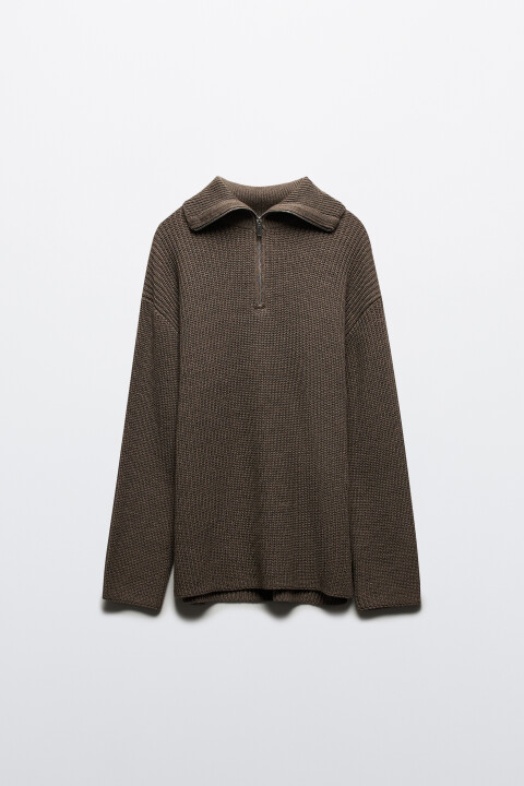 Свитер с воротником на молнии