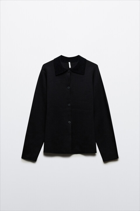 Кардиган на пуговицах приталенный