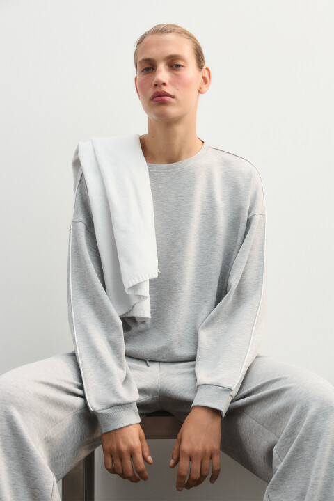 

Свитшот спортивный с лампасами, Серый, Свитшот спортивный с лампасами