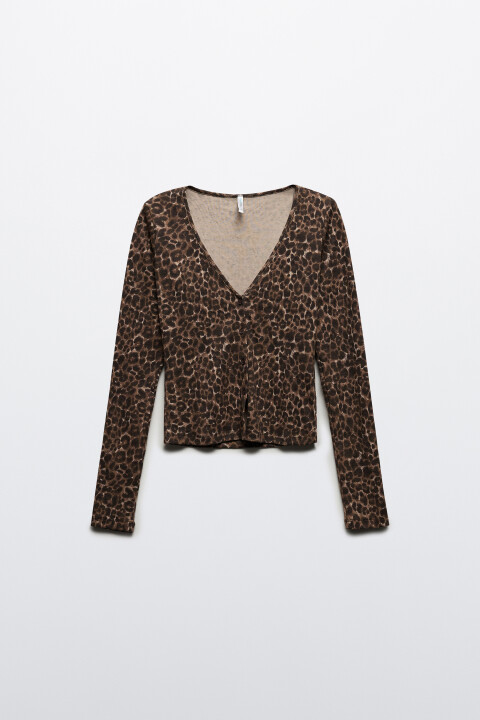 Лонгслив домашний на пуговицах