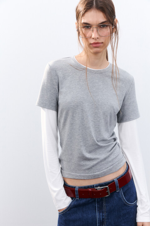 Лонгслив вискозный с двойными рукавами