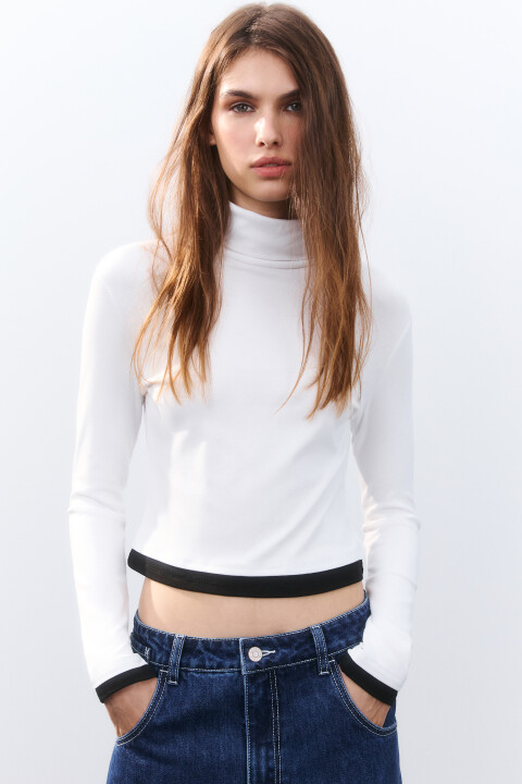 Водолазка с имитацией второго слоя