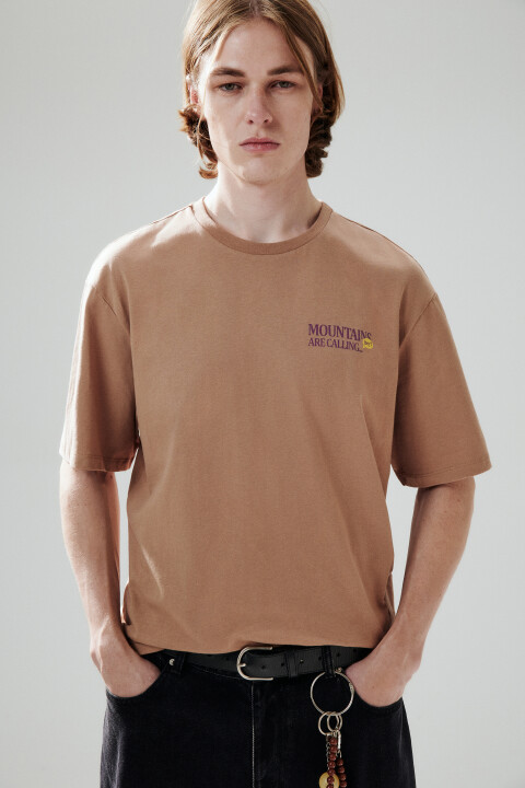 

Футболка оверсайз с принтом, Бежевый, Футболка оверсайз с принтом