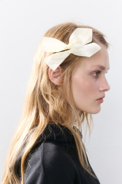 

Набор заколок с бантами (2 штуки), Белый, Набор заколок с бантами (2 штуки)