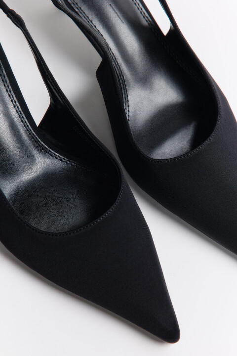 

Туфли-слингбэки с острым носом, Черный, Туфли-слингбэки с острым носом