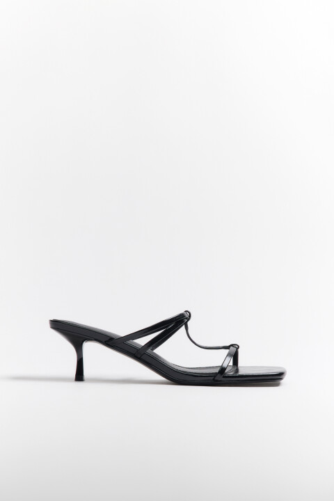 

Сабо на тонком каблуке, Черный, Сабо на тонком каблуке