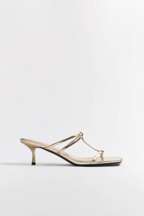 

Сабо на тонком каблуке, Желтый, Сабо на тонком каблуке