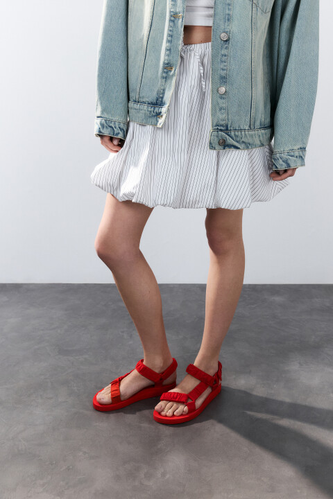 

Сандалии на ремешках с липучками, Красный, Сандалии на ремешках с липучками