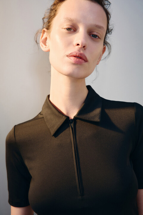 

Топ-поло с воротником на молнии, Черный, Топ-поло с воротником на молнии