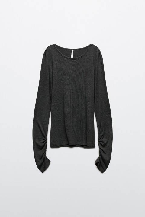 

Лонгслив с драпировками на рукавах, Молочный, Лонгслив с драпировками на рукавах