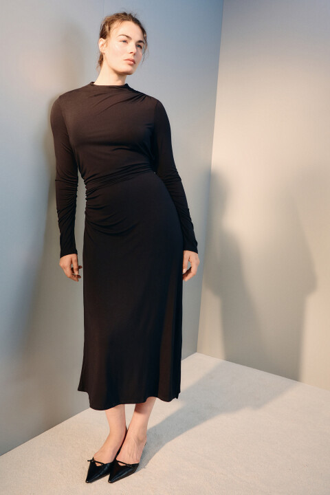 

Платье облегающее с драпировками, Черный, Платье облегающее с драпировками