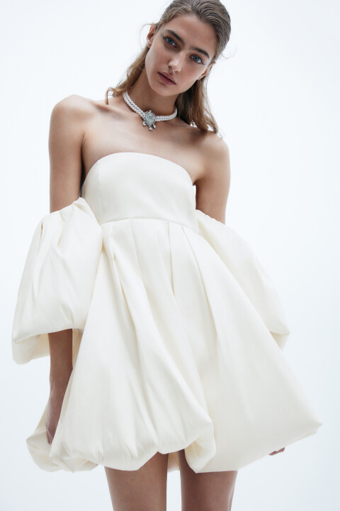 

Платье мини пышное с открытыми плечами, Молочный, Платье мини пышное с открытыми плечами