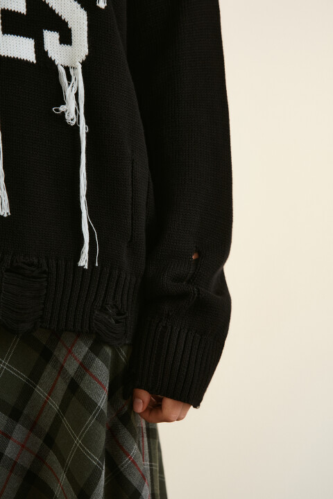 

Джемпер вязаный рваный с надписью, Черный, Джемпер вязаный рваный с надписью