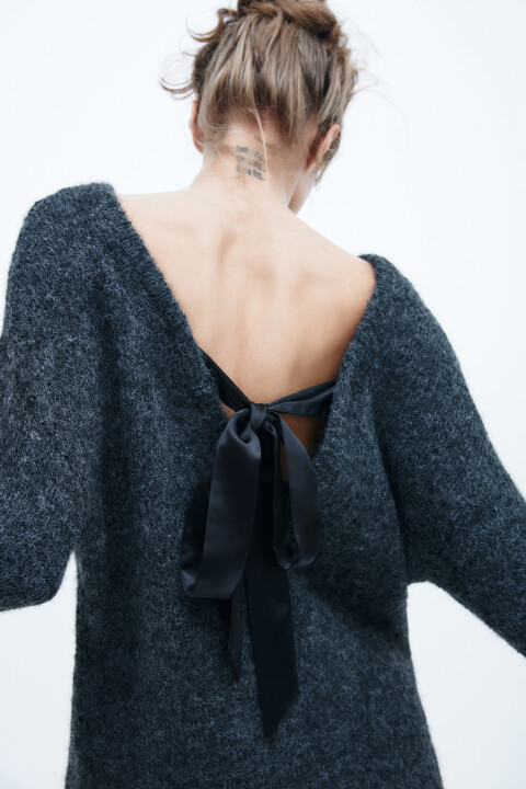 

Джемпер с вырезом и бантом на спине, Серый, Джемпер с вырезом и бантом на спине