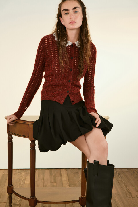 Кардиган с кружевным воротничком