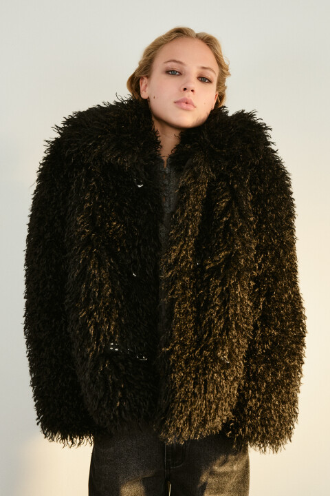 

Шуба короткая с длинным ворсом, Черный, Шуба короткая с длинным ворсом