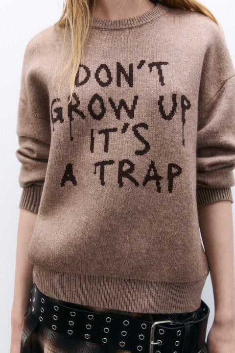 

Джемпер вязаный с надписью, Бежевый, Джемпер вязаный с надписью