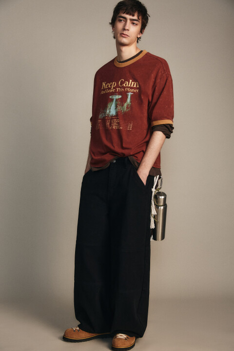 

Футболка с принтом и окантовкой, Бордовый, Футболка с принтом и окантовкой