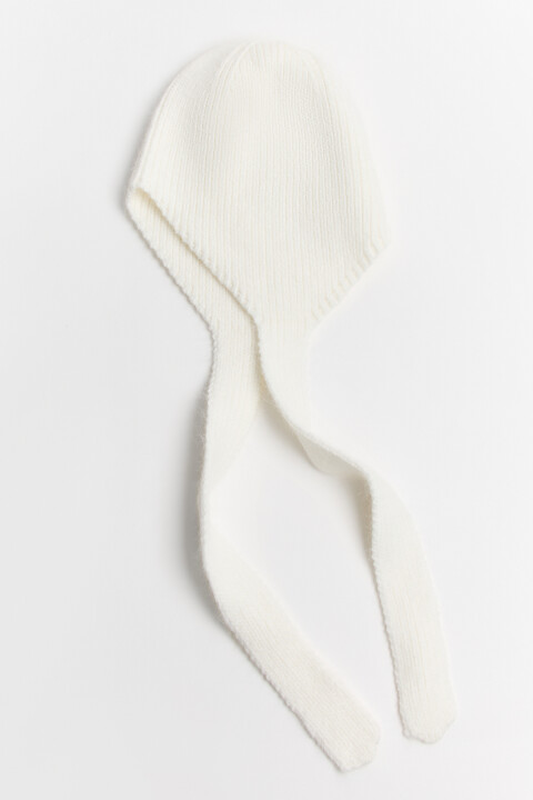 

Шапка-чепчик с ангорской шерстью, Молочный, Шапка-чепчик с ангорской шерстью