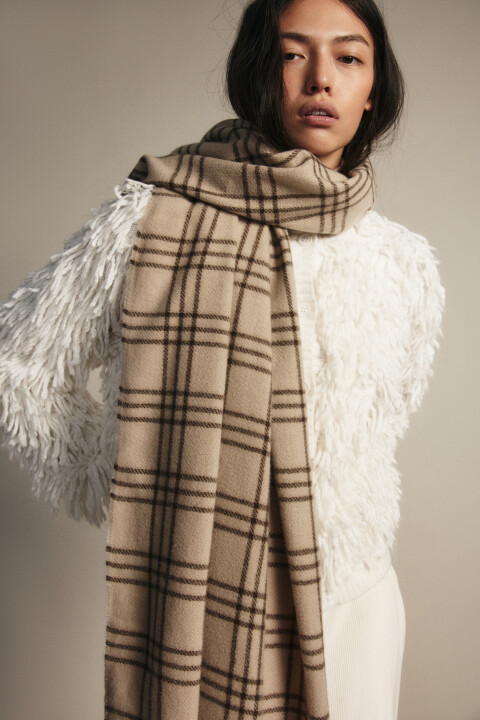 

Шарф в клетку с короткой бахромой, Коричневый, Шарф в клетку с короткой бахромой