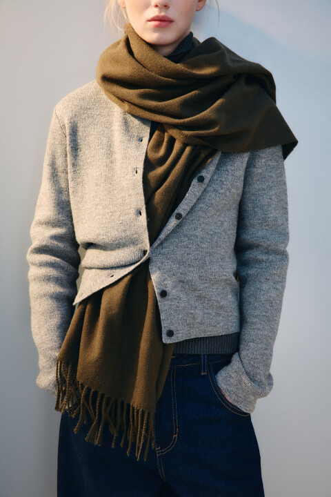 

Шарф тонкий с длинной бахромой, Зеленый, Шарф тонкий с длинной бахромой