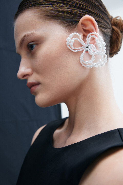 

Серьги-гвоздики с жемчужным бисером, Серый, Серьги-гвоздики с жемчужным бисером