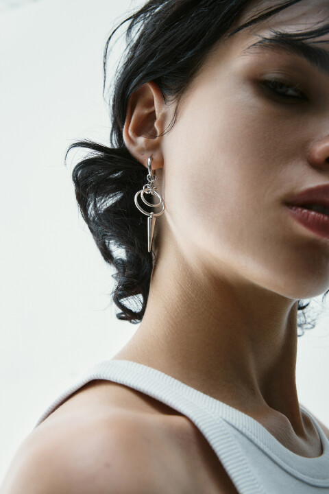 

Серьги-конго с подвесками и шипами, Серый, Серьги-конго с подвесками и шипами