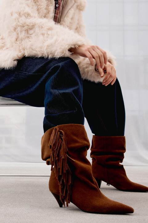 

Полусапоги из замши с бахромой, Бежевый, Полусапоги из замши с бахромой