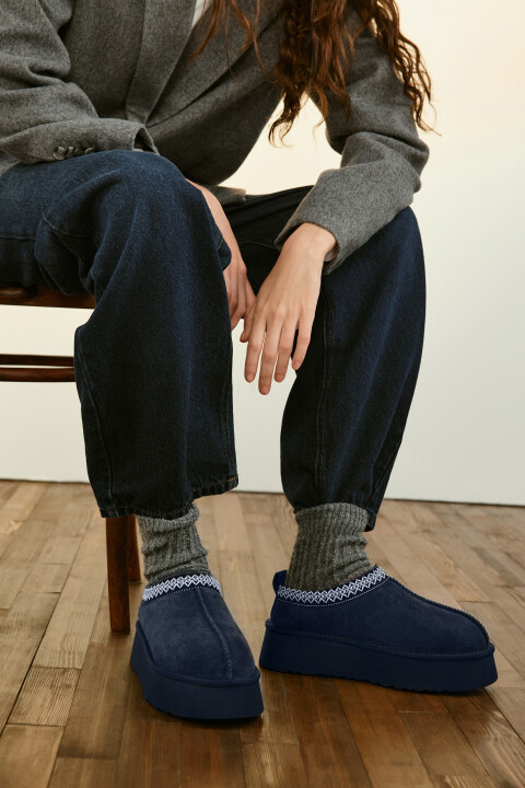 

Ботинки-угги замшевые с вышивкой, Синий, Ботинки-угги замшевые с вышивкой