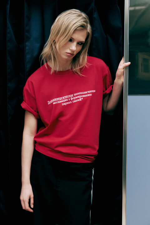 

Футболка оверсайз с принтом, Красный, Футболка оверсайз с принтом