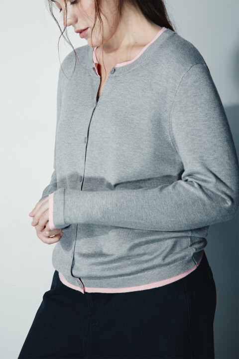 

Кардиган на пуговицах, Серый, Кардиган на пуговицах