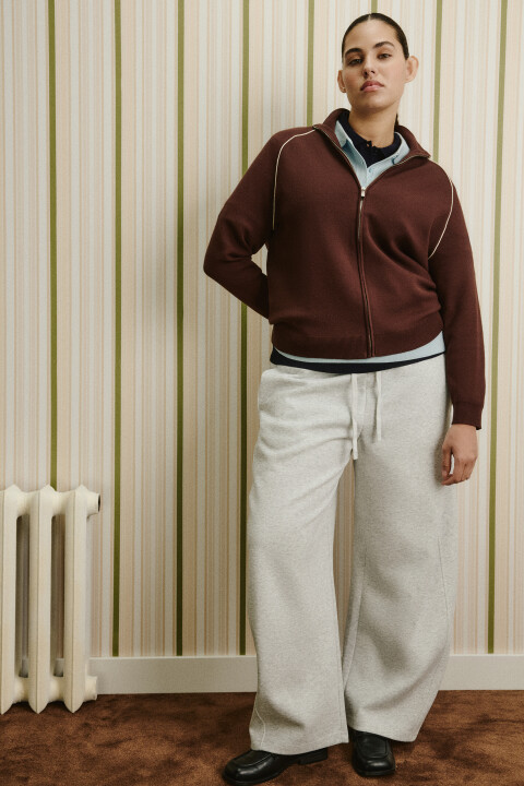 

Джемпер вязаный на молнии с контрастными швами, Коричневый, Джемпер вязаный на молнии с контрастными швами