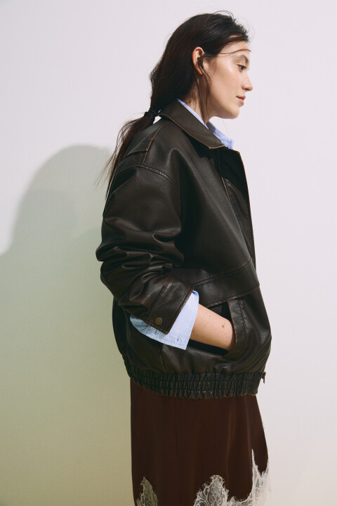 

Куртка-бомбер с кожаной фактурой без капюшона, Коричневый, куртка-бомбер с кожаной фактурой без капюшона