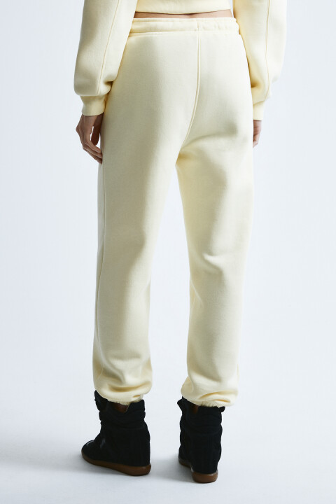 

Брюки-джоггеры базовые трикотажные, Молочный, Брюки-джоггеры базовые трикотажные