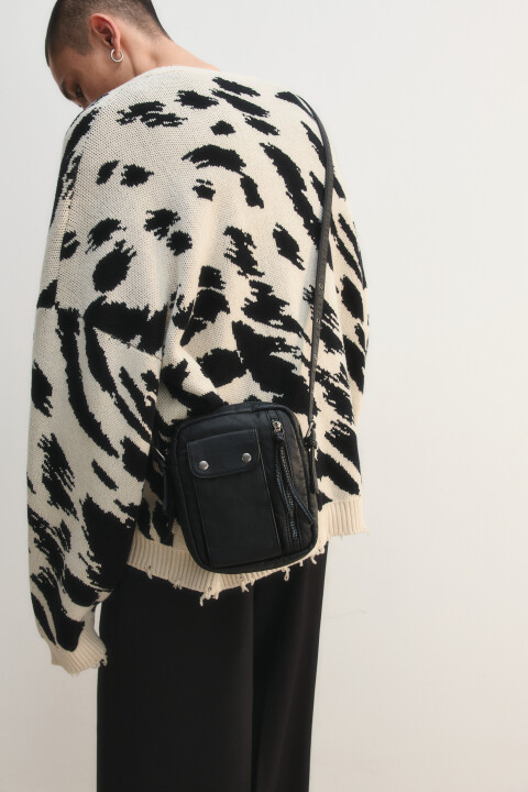 

Сумка с кожаной фактурой и заклепками, Черный, Сумка с кожаной фактурой и заклепками