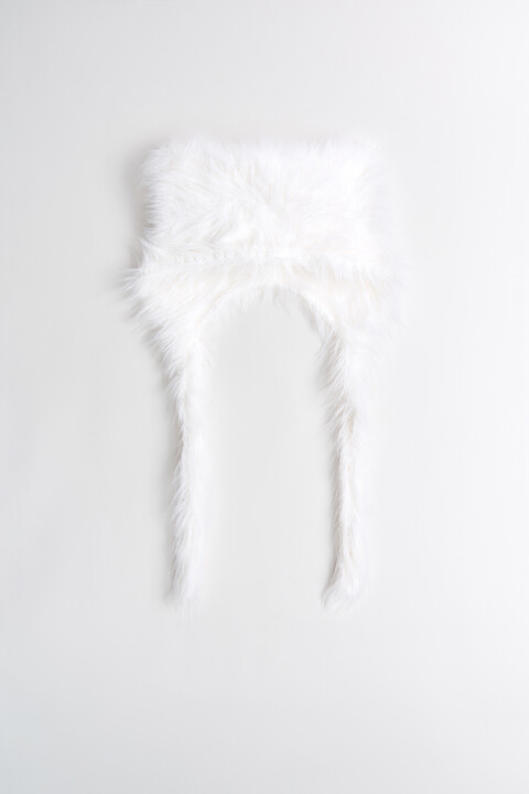 

Шапка пушистая с ушками на завязках, Молочный, Шапка пушистая с ушками на завязках