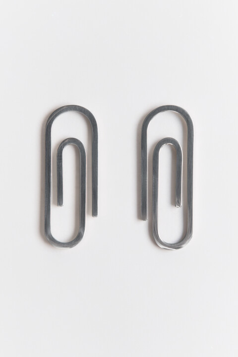 

Серьги-гвоздики в виде скрепок, Серый, Серьги-гвоздики в виде скрепок