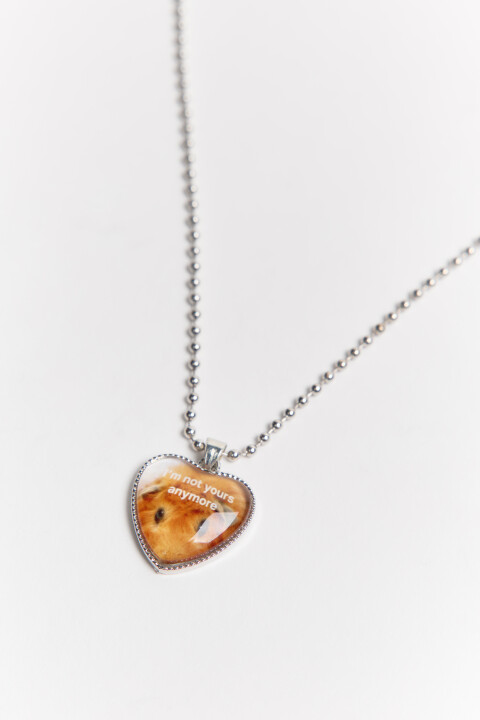 

Колье с подвеской-сердечком, Серый, Колье с подвеской-сердечком