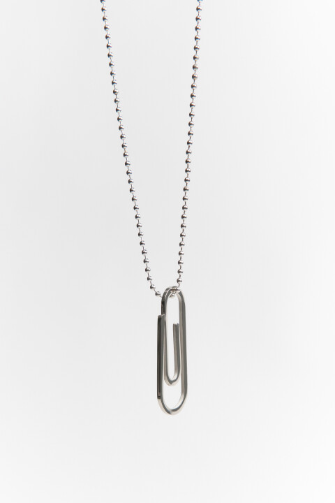 

Колье с подвеской-скрепкой, Серый, Колье с подвеской-скрепкой