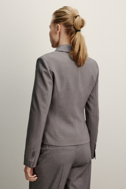 

Пиджак приталенный на молнии в полоску, Серый, Пиджак приталенный на молнии в полоску