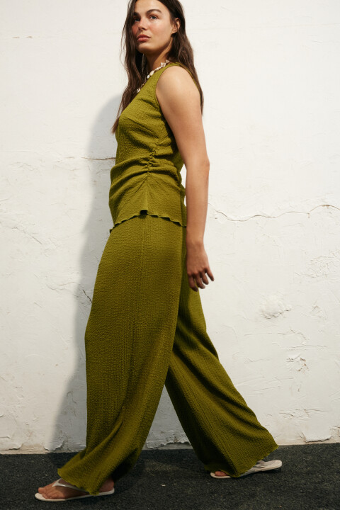 

Брюки широкие трикотажные на резинке, Зеленый, Брюки широкие трикотажные на резинке