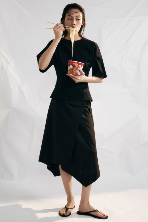 

Юбка миди асимметричная с баской на запах со льном, Черный, Юбка миди асимметричная с баской на запах со льном