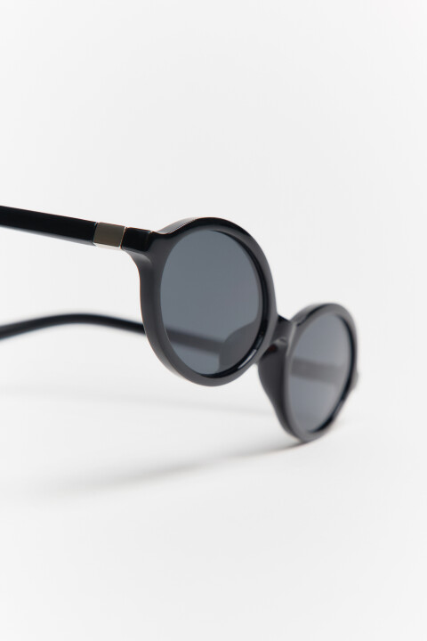 

Очки солнцезащитные овальные, Черный, Очки солнцезащитные овальные