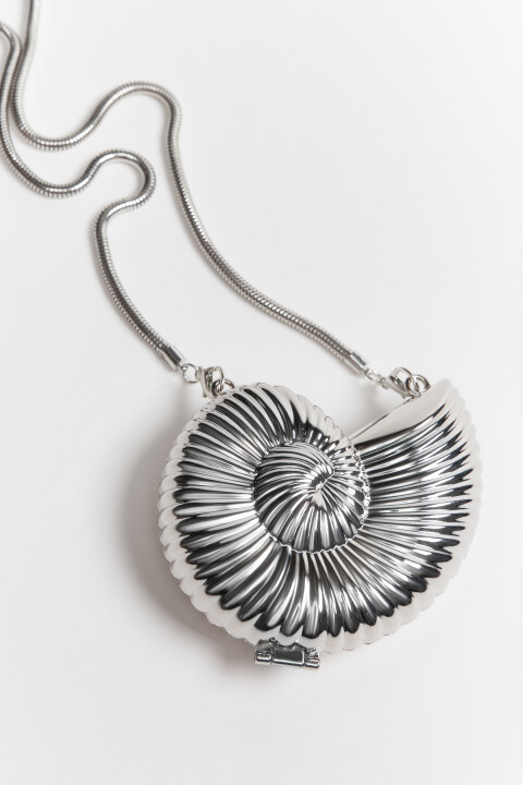 

Сумка-клатч металлическая в виде ракушки, Серый, Сумка-клатч металлическая в виде ракушки