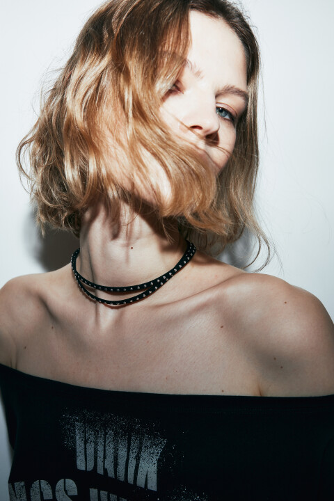 

Колье-чокер двойное с заклепками, Серый, Колье-чокер двойное с заклепками