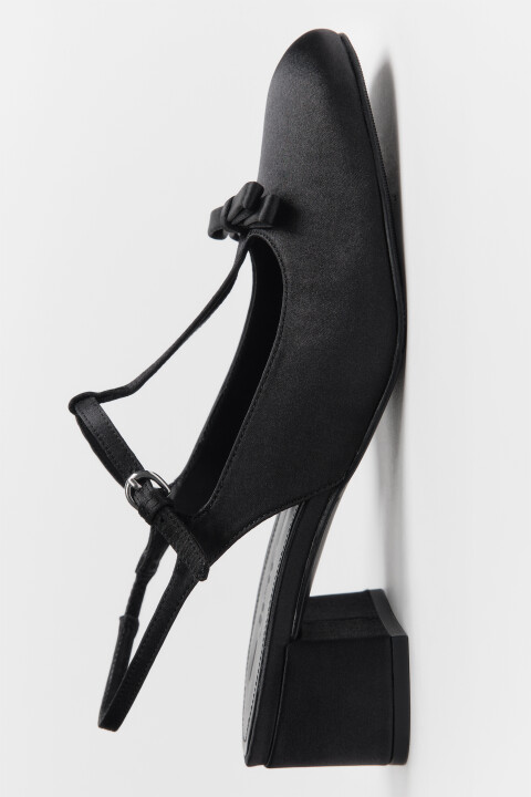 

Туфли атласные с бантиком на квадратном каблуке, Розовый, Туфли атласные с бантиком на квадратном каблуке