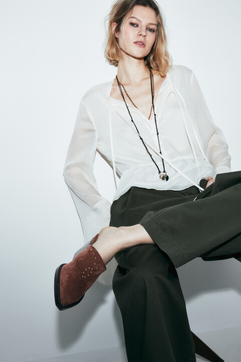 

Сабо закрытые на каблуке с замшевой фактурой, Коричневый, Сабо закрытые на каблуке с замшевой фактурой